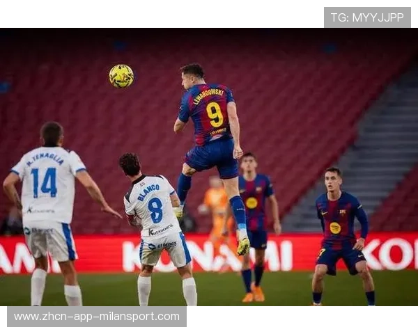 巴萨禁区内的跑动换来了决定性一球