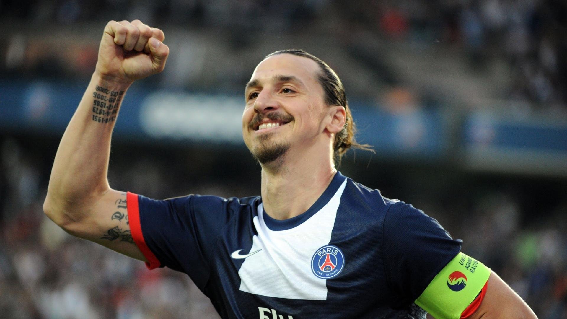 体育新闻中心披露历届冠军返乡巡回宣传活动