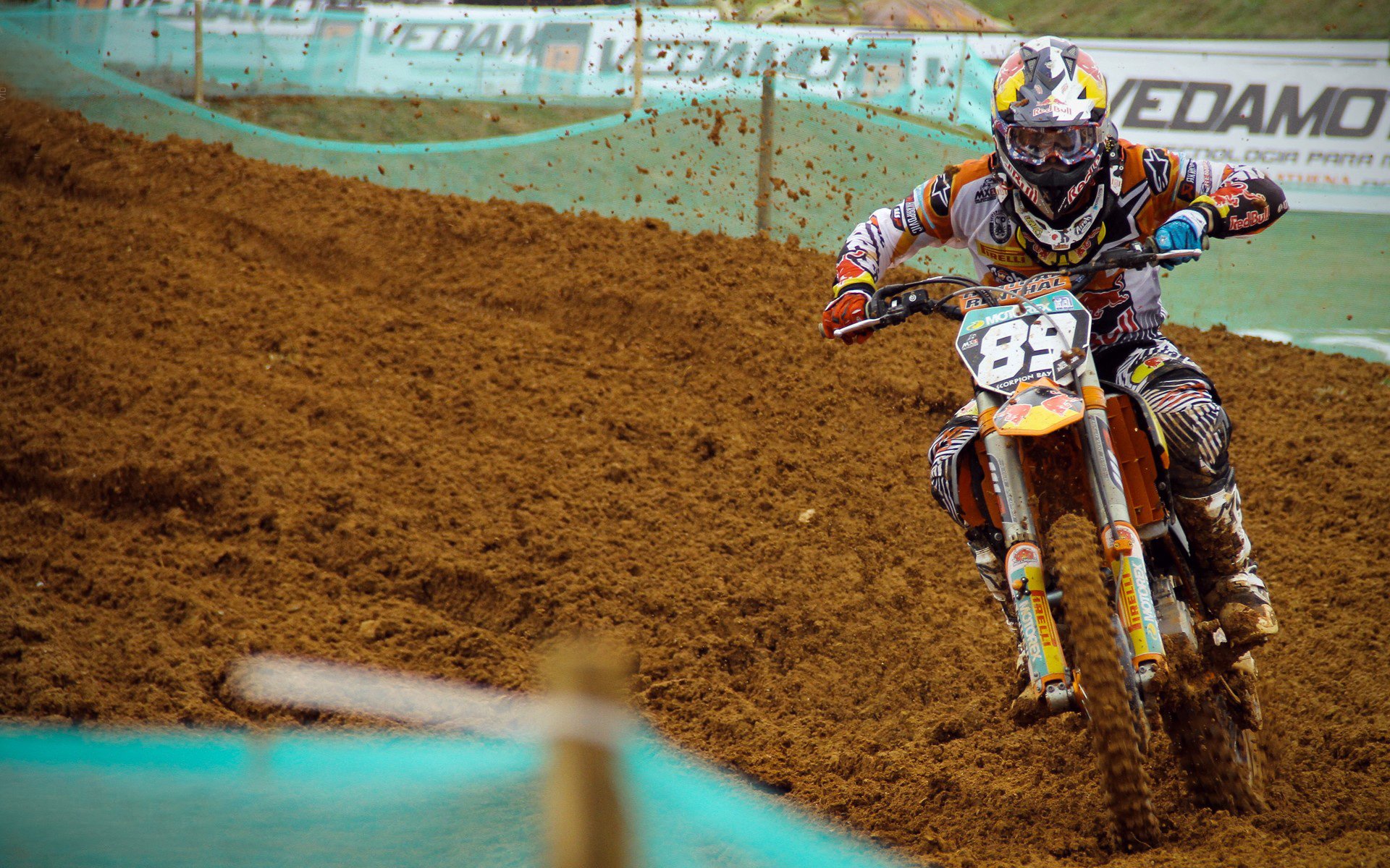 全国体操新人挑战赛小花摘得三金，中国体操新人